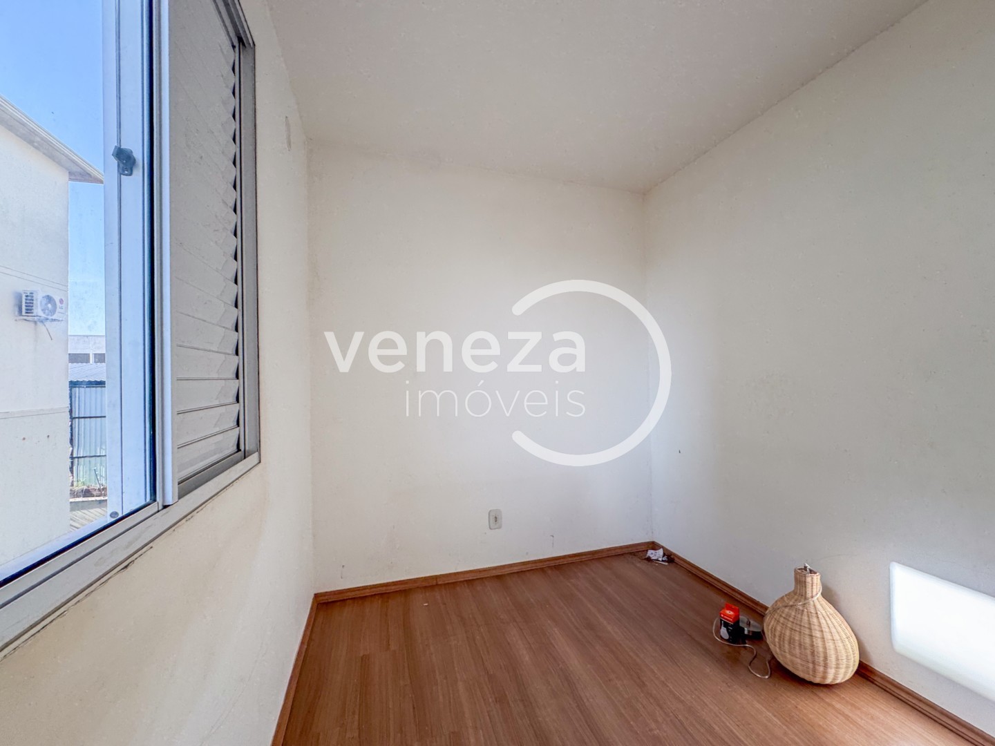 Apartamento para locação no bairro Jardim Joquei Club de Londrina - Foto 19