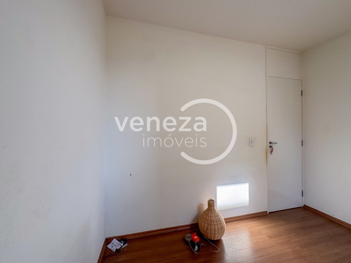Apartamento para locação no bairro Jardim Joquei Club de Londrina - Foto 21