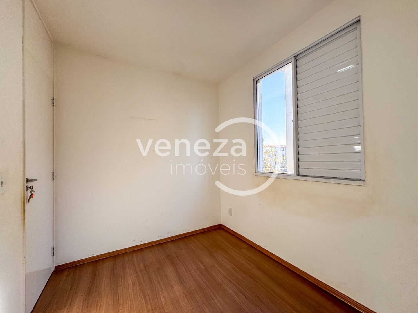 Apartamento para locação no bairro Jardim Joquei Club de Londrina - Foto 24