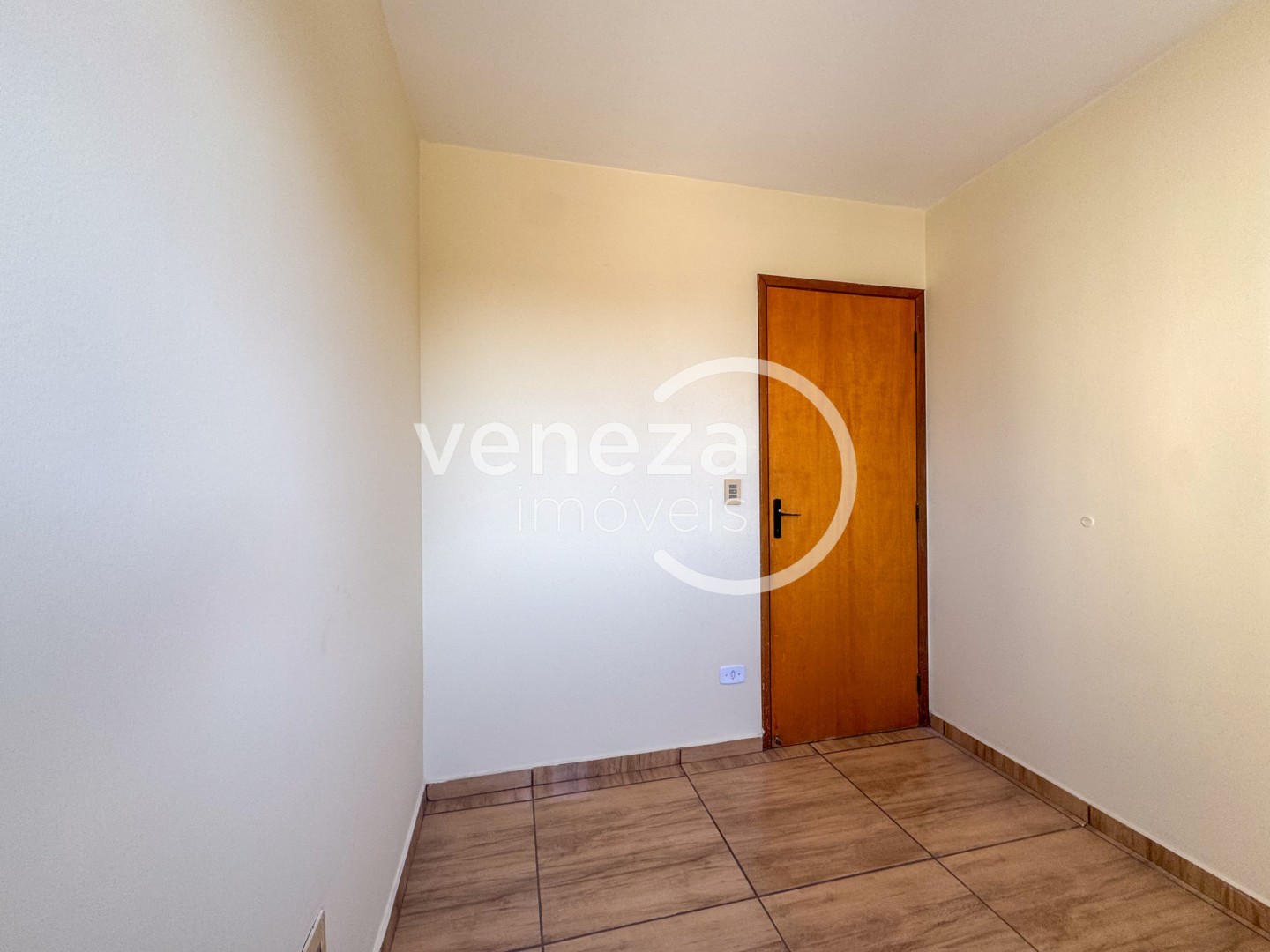Apartamento para locação no bairro Jardim America de Londrina - Foto 17