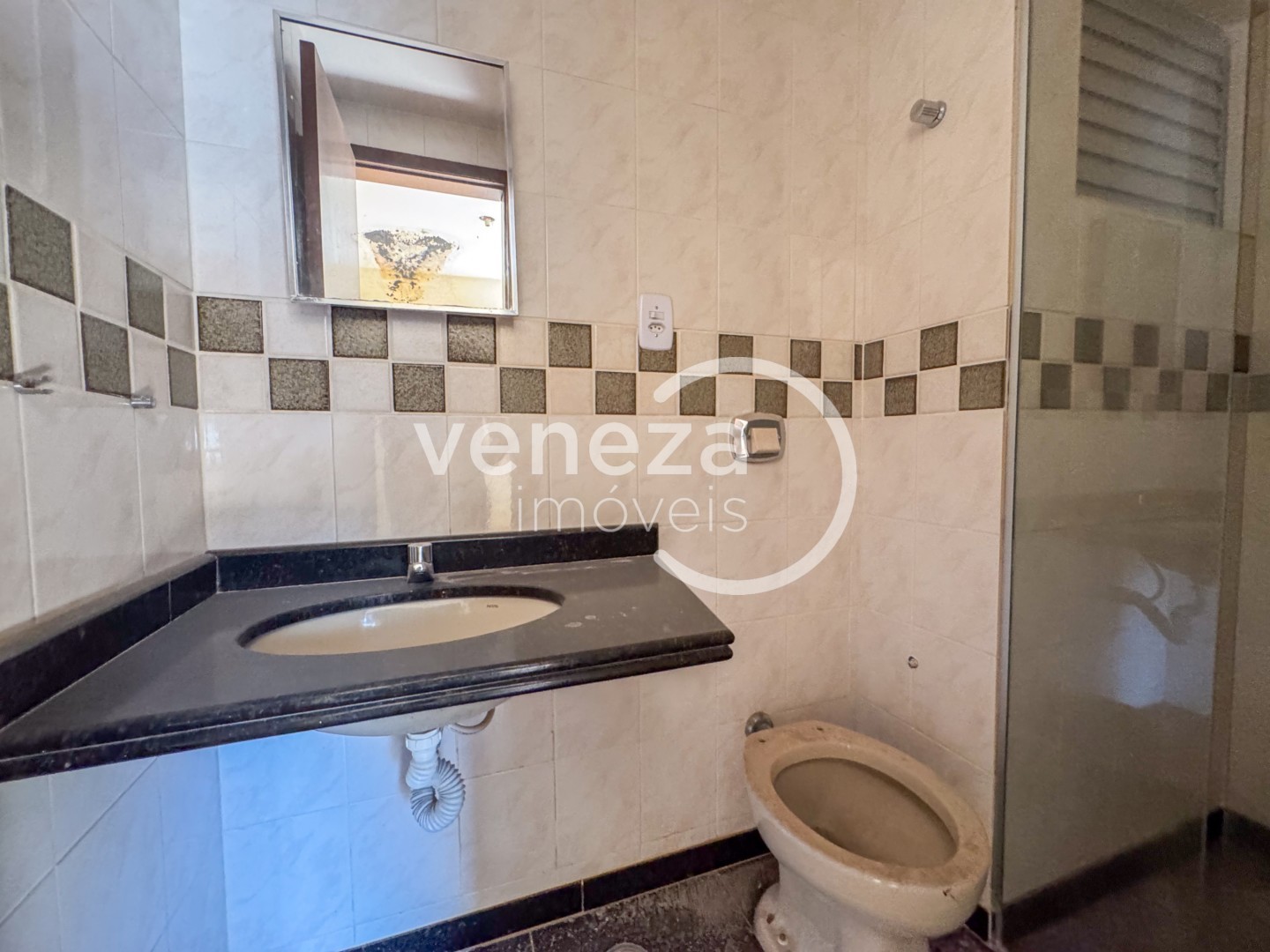 Apartamento para locação no bairro Jardim America de Londrina - Foto 21
