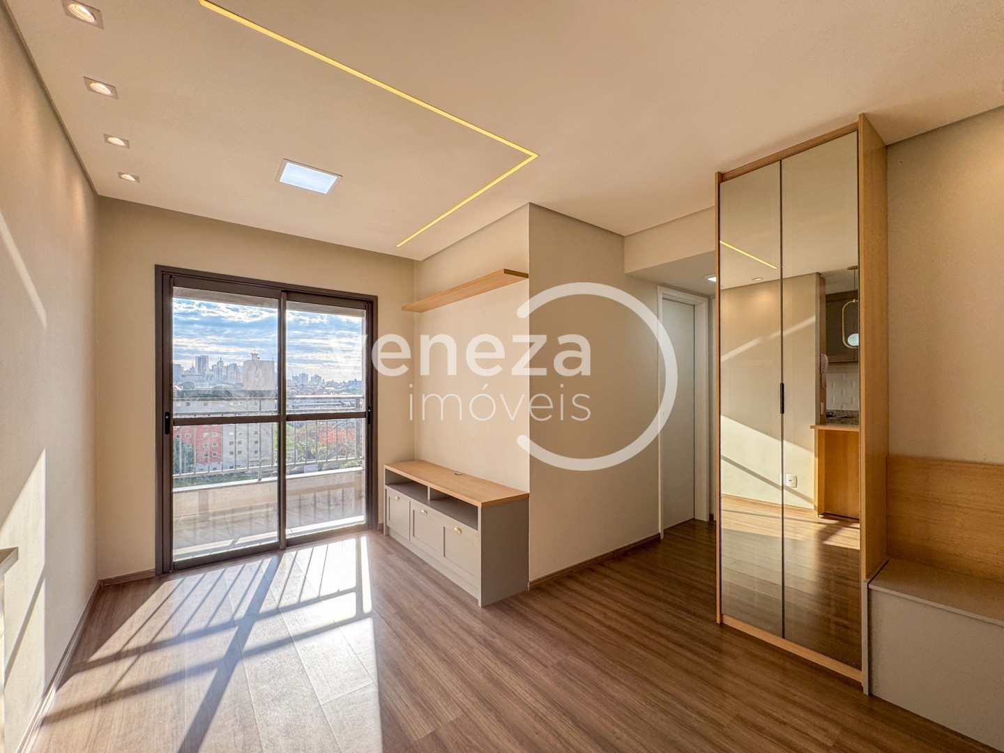 Apartamento para locacao no Centro em Londrina com 70m² por R$ 2.900  - Foto 2