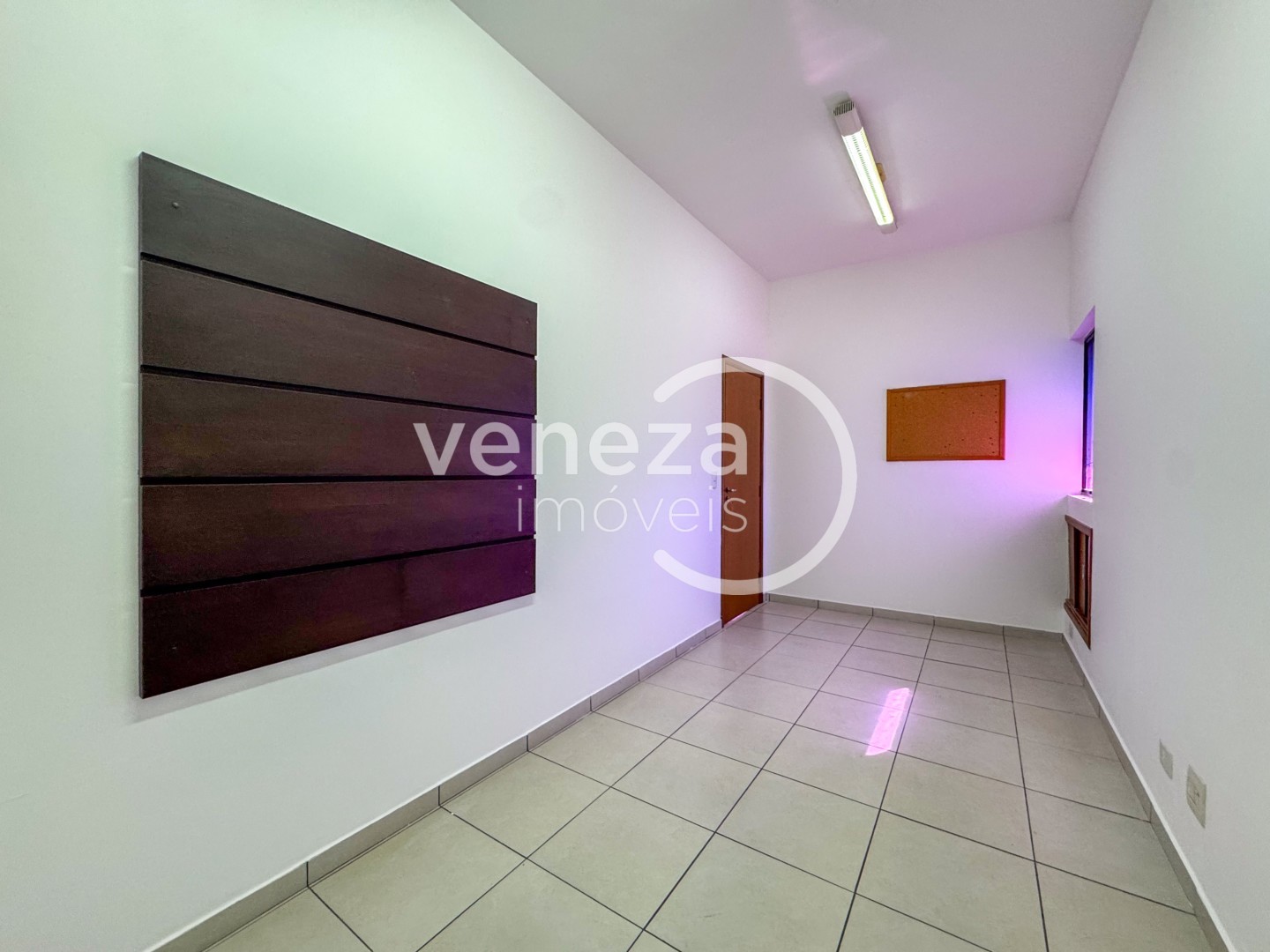 Sala para venda no bairro Centro de Londrina - Foto 7