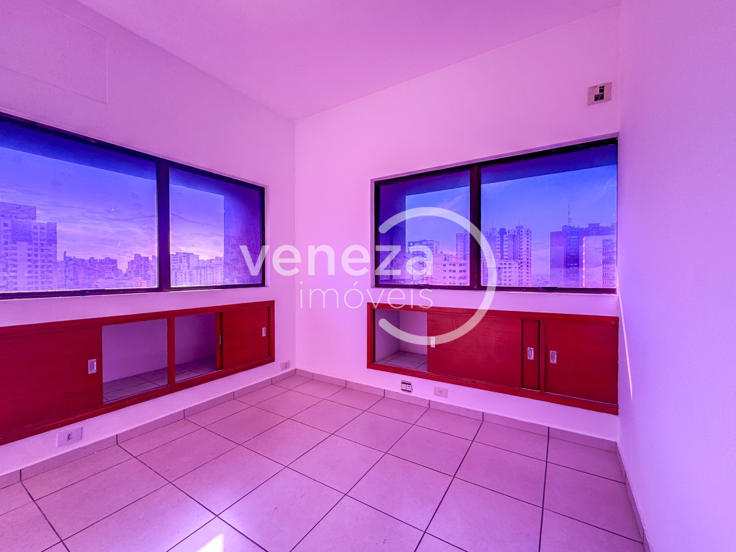 Sala para venda no bairro Centro de Londrina - Foto 15