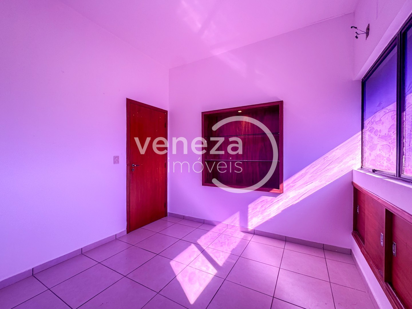 Sala para venda no bairro Centro de Londrina - Foto 17