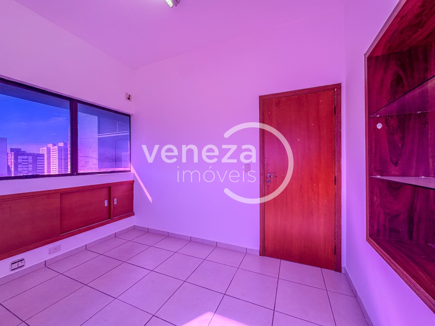 Sala para venda no bairro Centro de Londrina - Foto 19