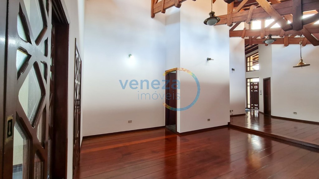 Casa Residencial para venda no Champagnat em Londrina com 205m² por R$
                                                                                                                                                810.000,00                                                                                                                                        