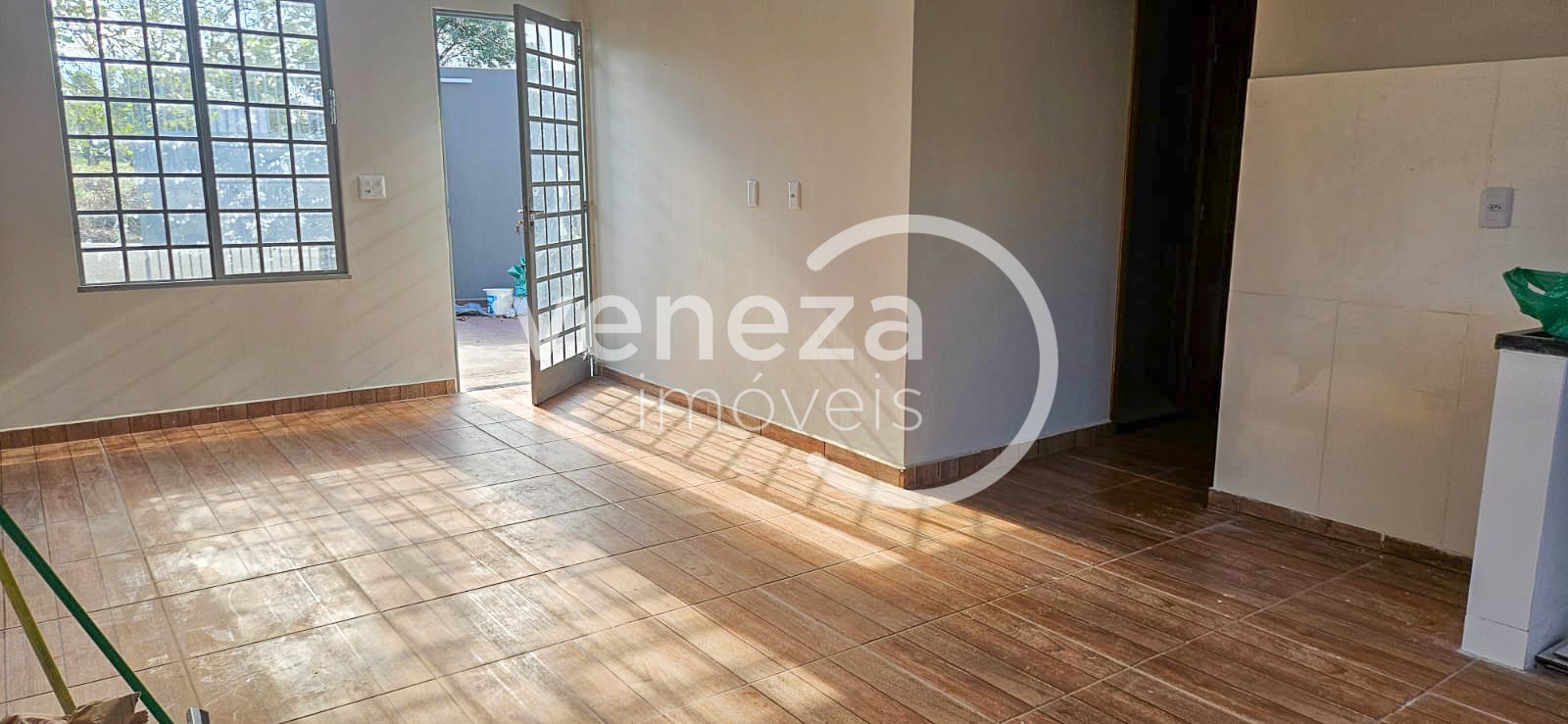 Casa Residencial para locacao no Jardim Guararapes em Londrina com 70m² por R$ 2.200