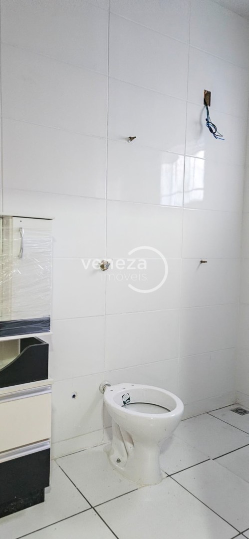 Casa Residencial para locação no bairro Jardim Guararapes de Londrina - Foto 11