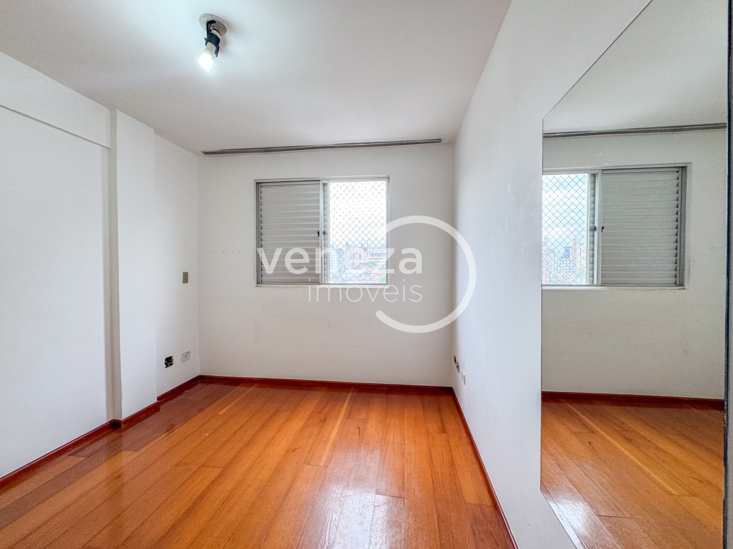 Apartamento para locação no bairro Vila Larsen 1 de Londrina - Foto 11