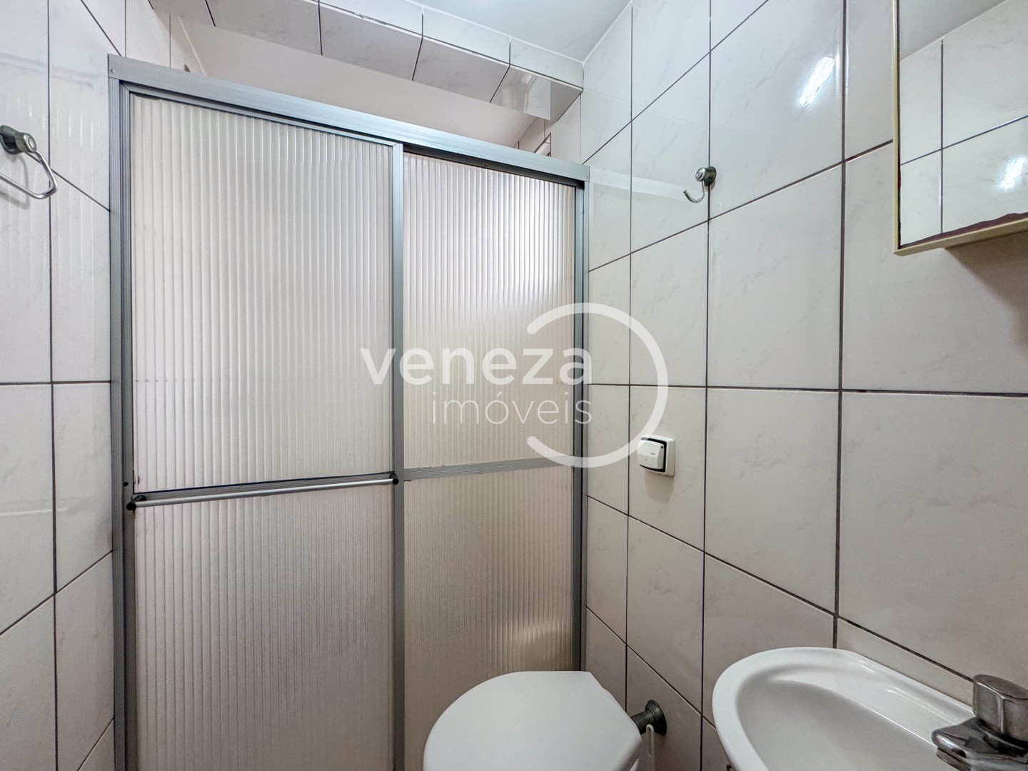 Apartamento para locação no bairro Vila Larsen 1 de Londrina - Foto 16