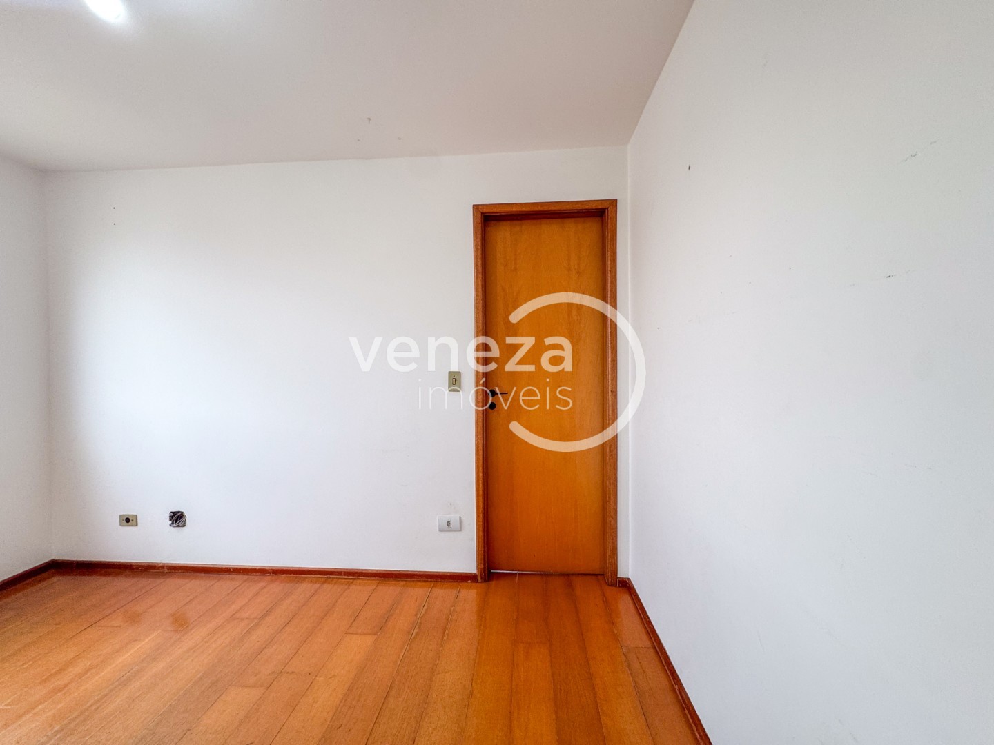 Apartamento para locação no bairro Vila Larsen 1 de Londrina - Foto 10