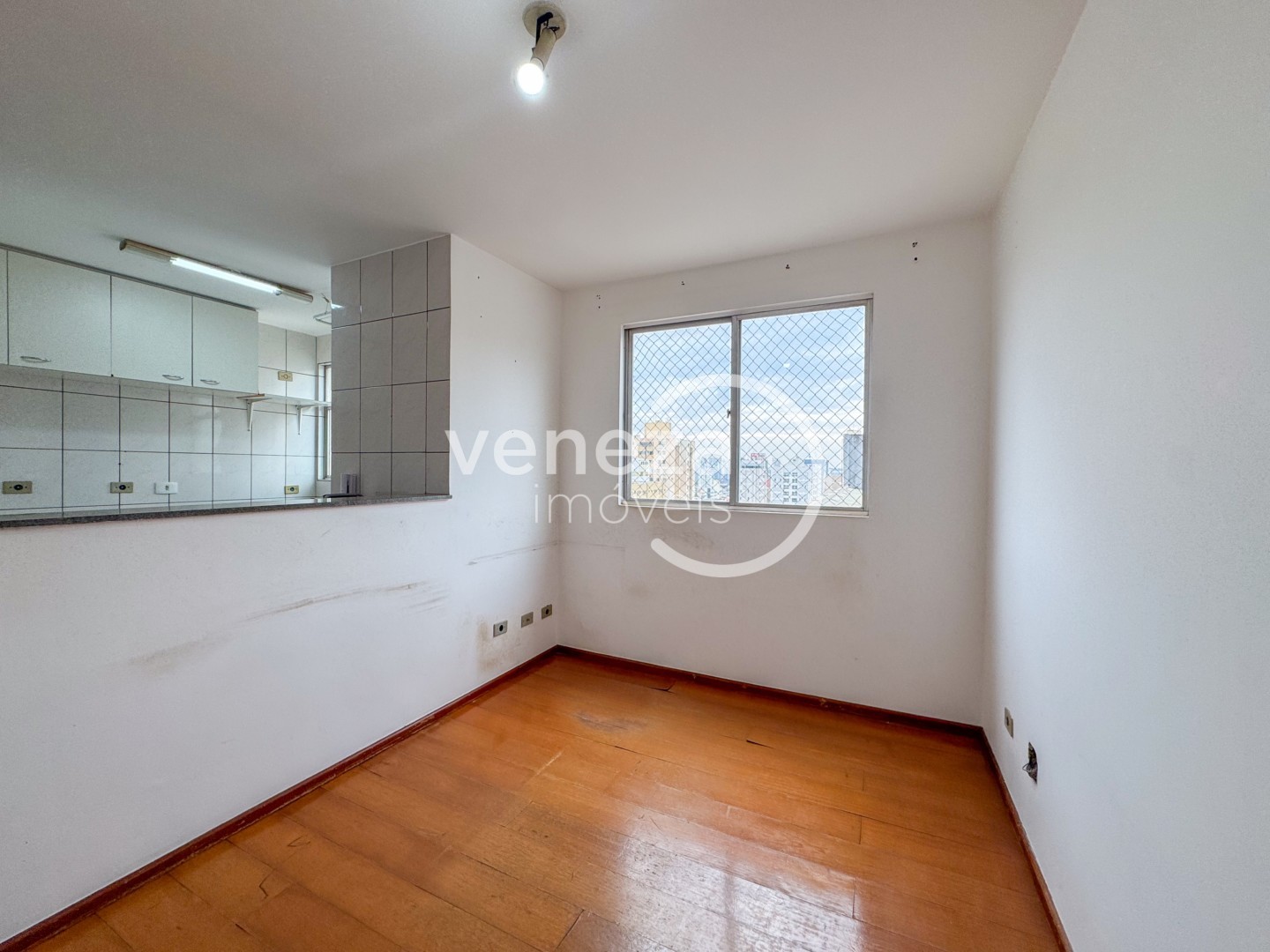 Apartamento para locação no bairro Vila Larsen 1 de Londrina - Foto 8