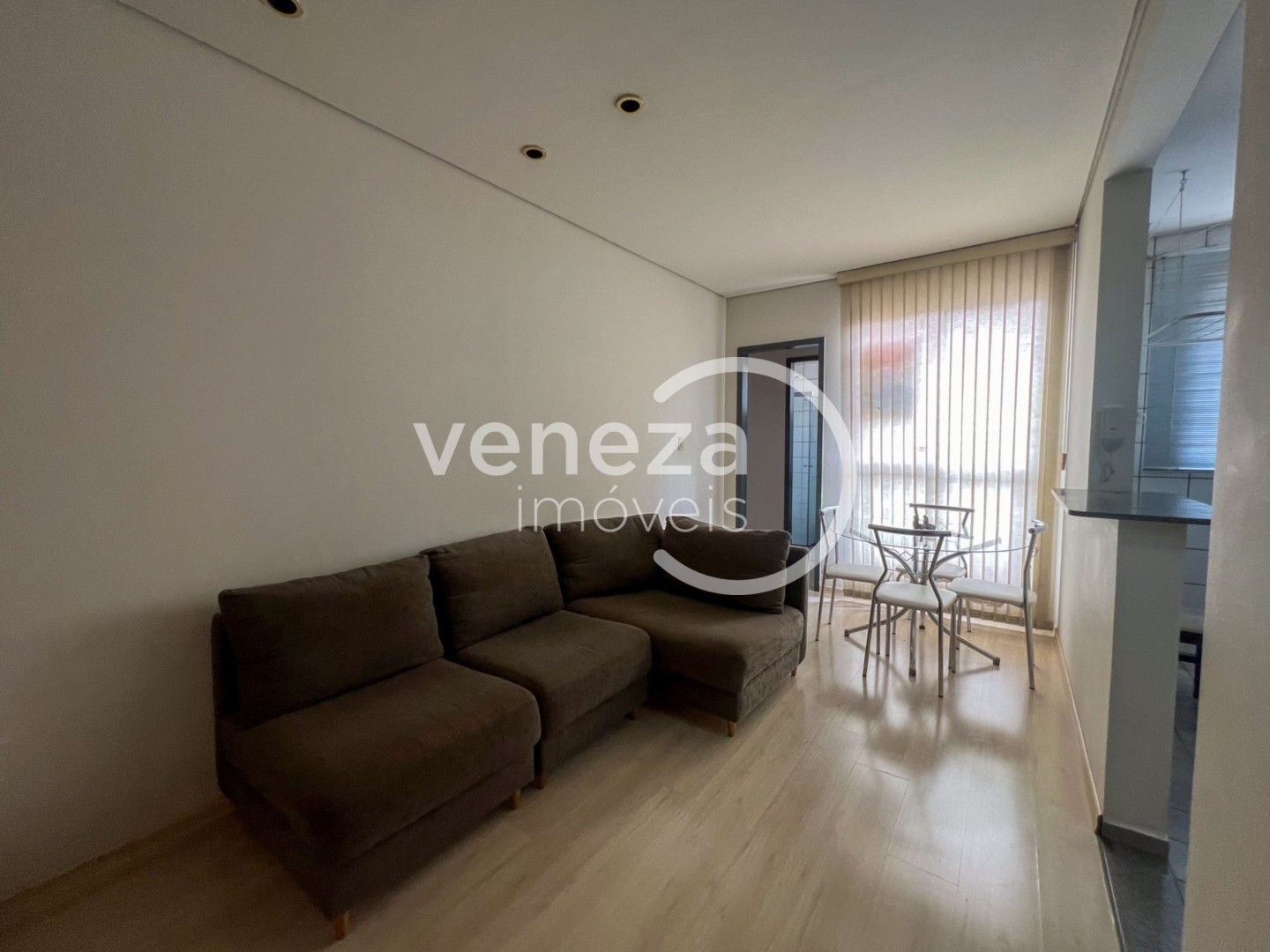Apartamento para venda no bairro Centro de Londrina - Foto 2