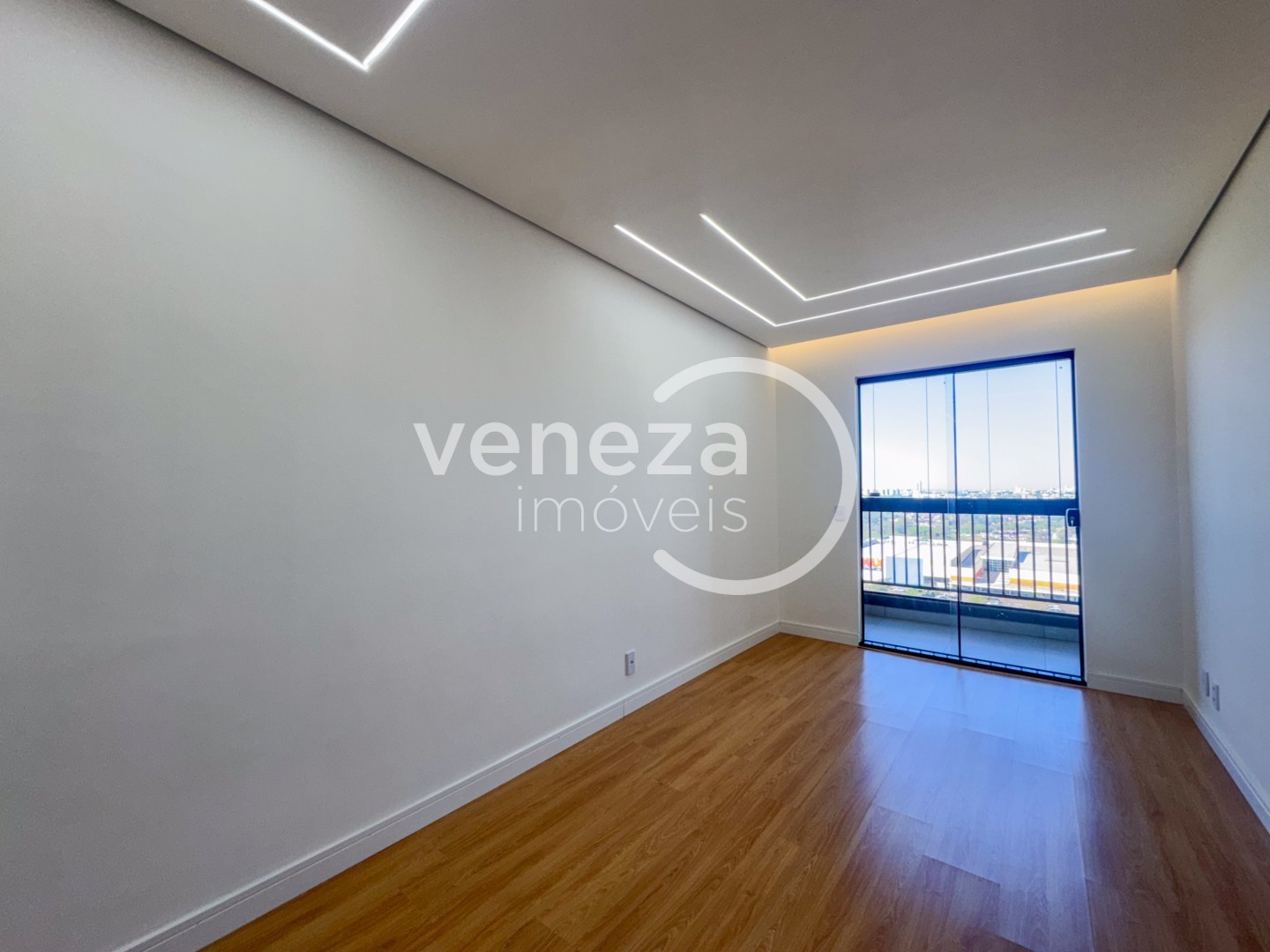 Apartamento para locacao no Pacaembu em Londrina com 55m² por R$ 2.100
