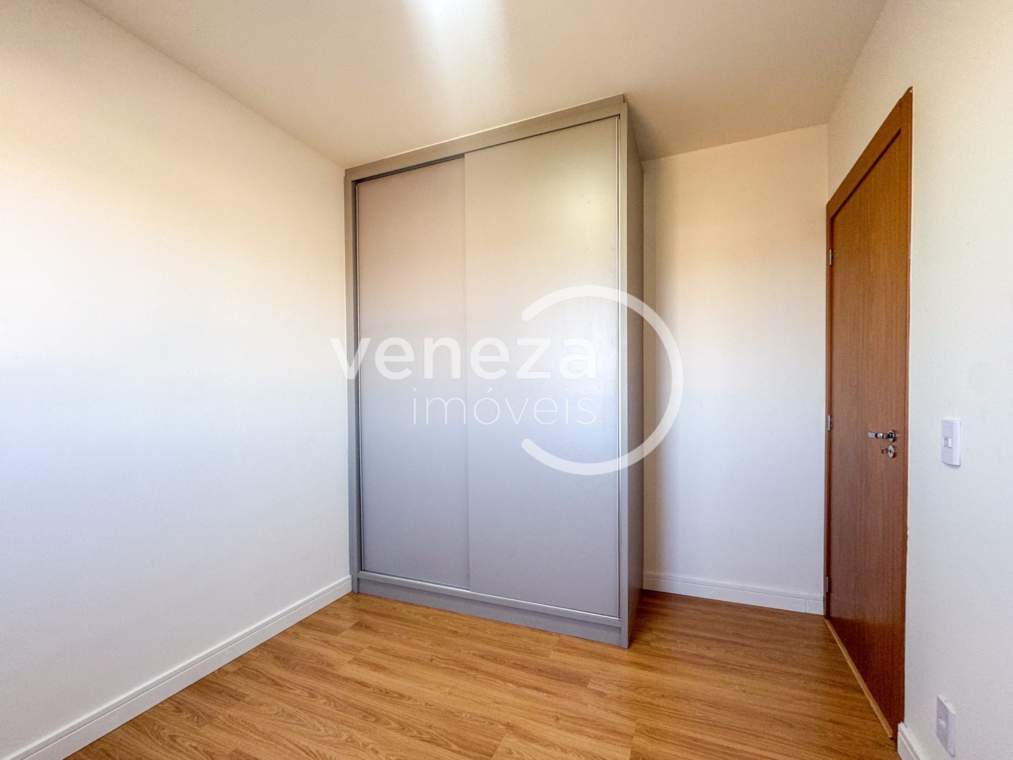 Apartamento para locação no bairro Pacaembu de Londrina - Foto 15