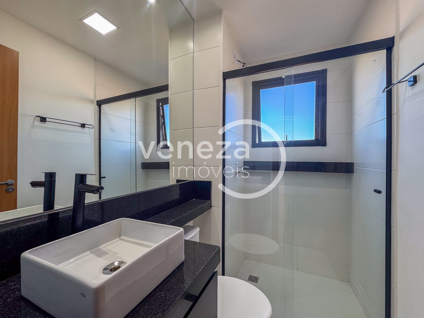 Apartamento para locação no bairro Pacaembu de Londrina - Foto 12