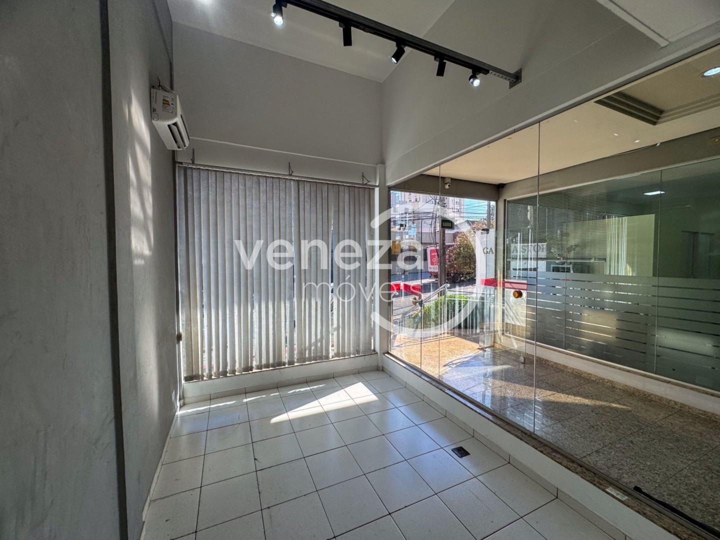 Ponto Comercial/Loja à venda em Centro, Londrina — Portal Chave Fácil