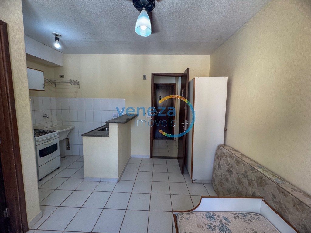 Apartamento para locacao no Cidade Universitaria em Londrina com 33,43m² por R$ 890,00