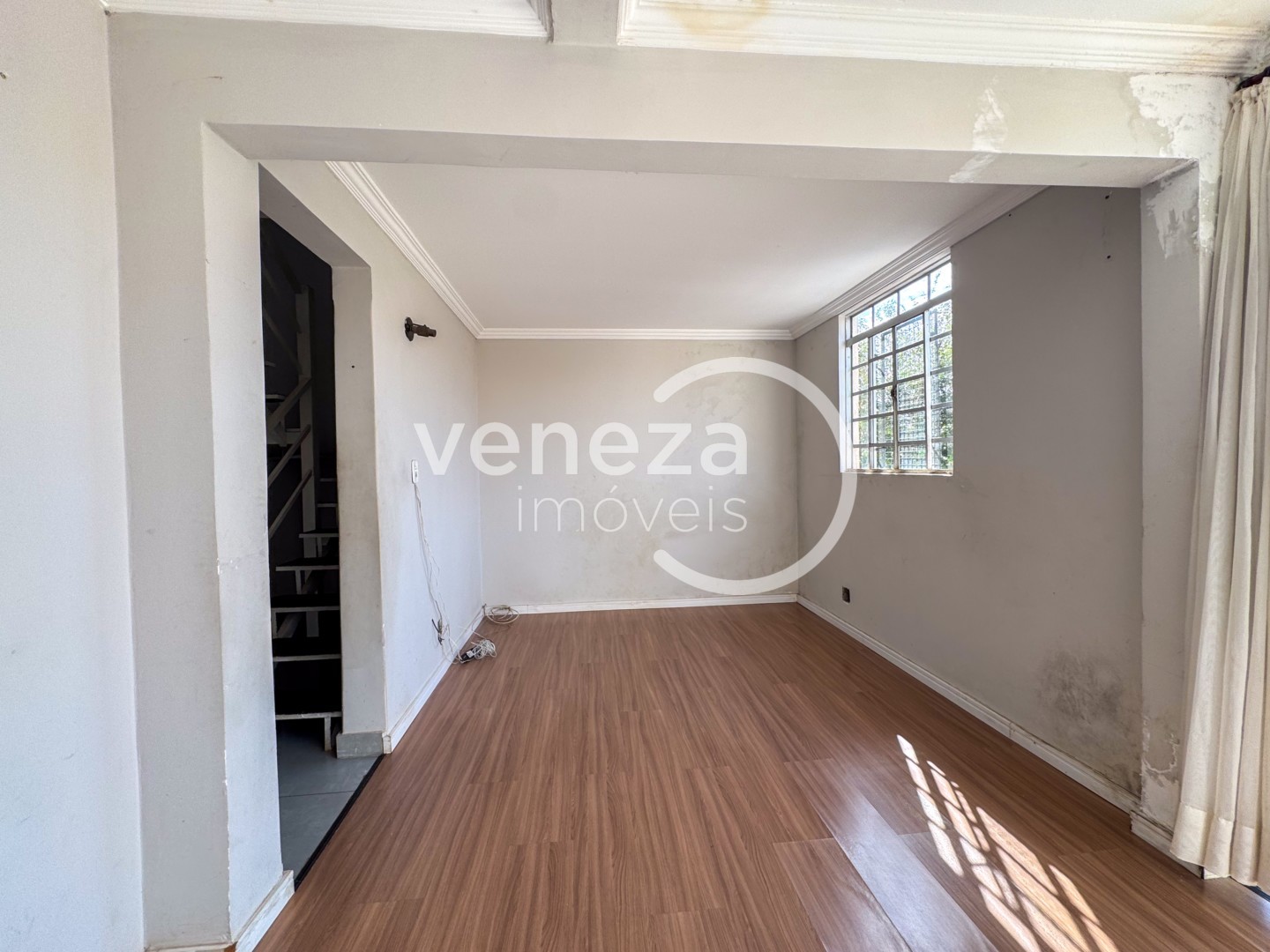 Casa Residencial para venda no bairro Jardim Tokio de Londrina - Foto 4