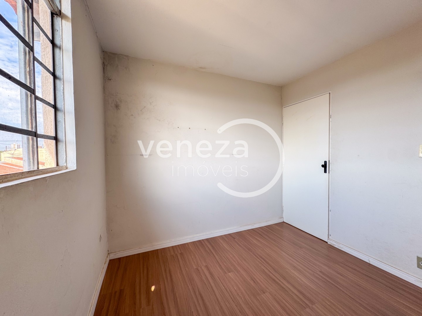 Casa Residencial para venda no bairro Jardim Tokio de Londrina - Foto 10