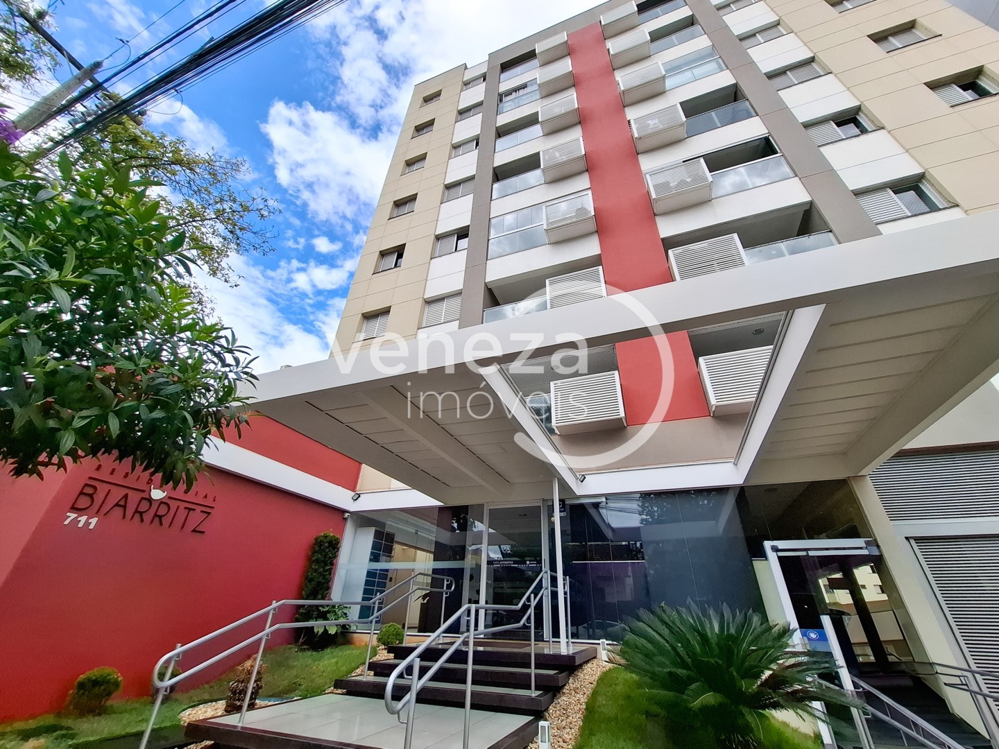 Apartamento para locacao no Vila Larsen 1 em Londrina com 124,8m² por R$ 2.500