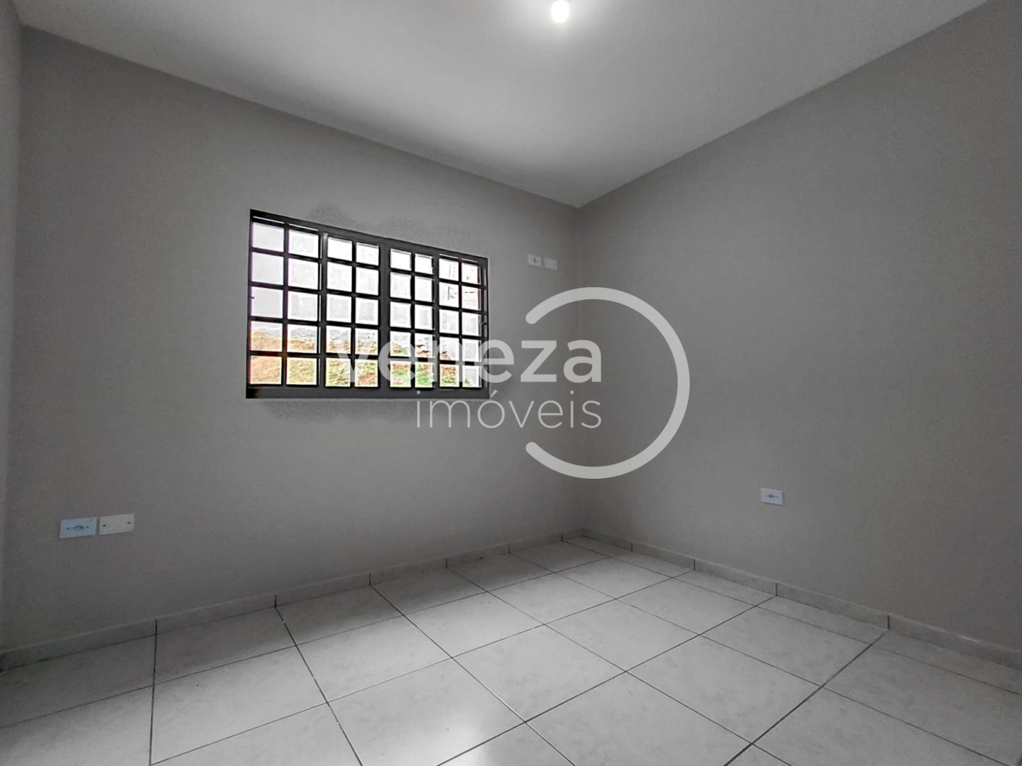 Casa Residencial para venda no bairro Columbia de Londrina - Foto 7
