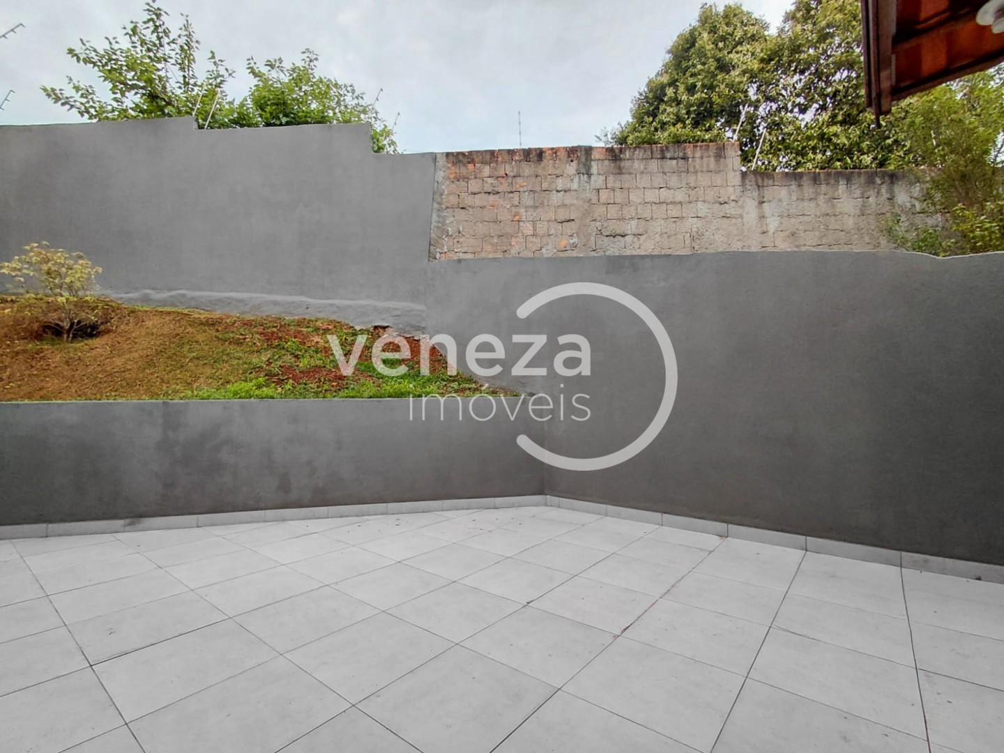 Casa Residencial para venda no bairro Columbia de Londrina - Foto 14
