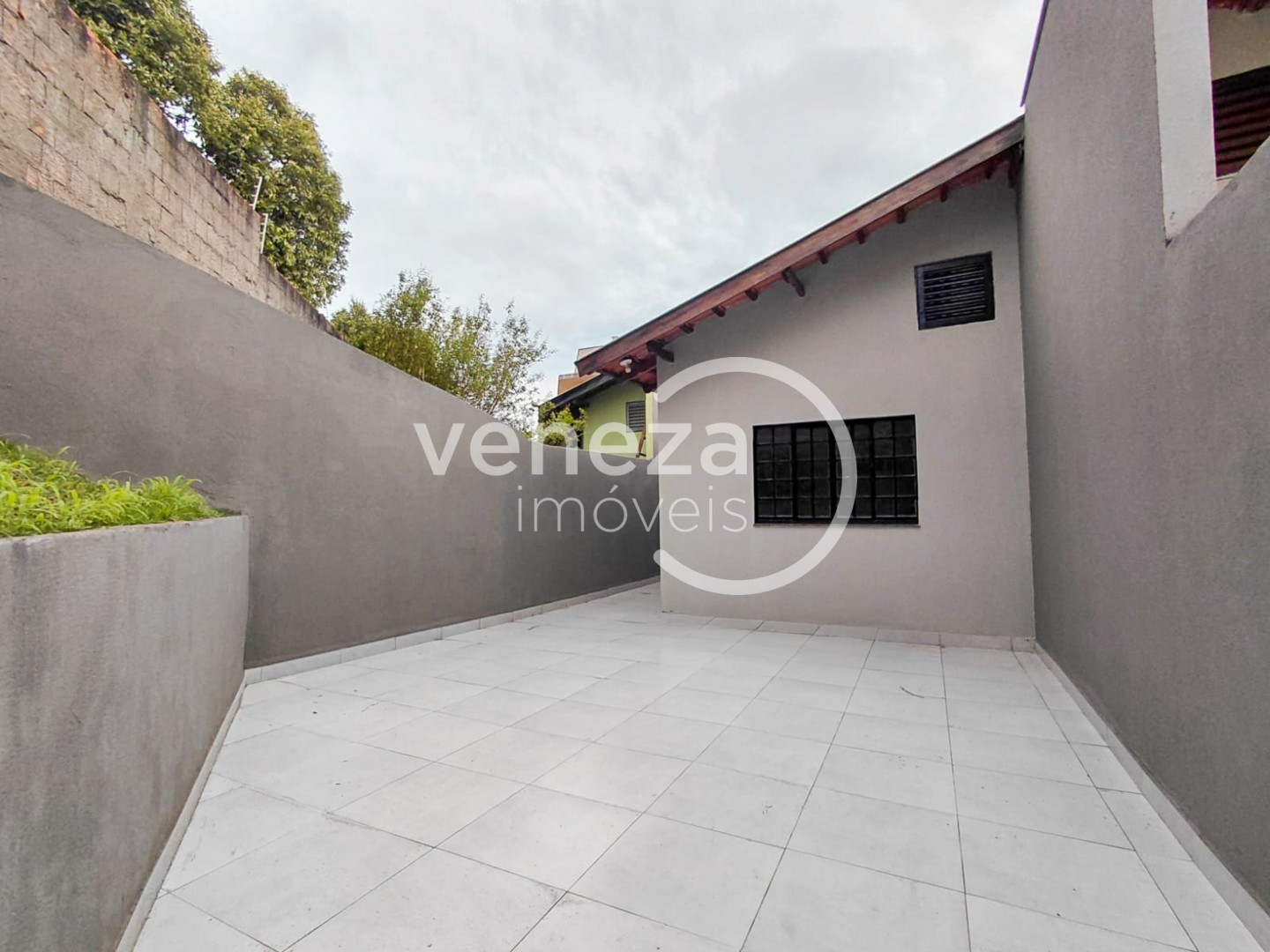 Casa Residencial para venda no bairro Columbia de Londrina - Foto 13