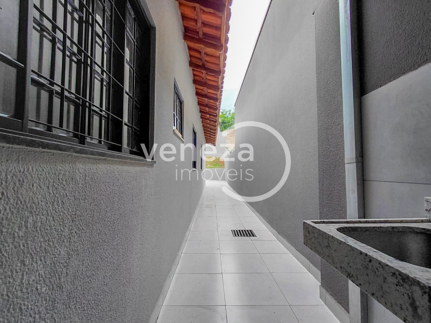 Casa Residencial para venda no bairro Columbia de Londrina - Foto 12