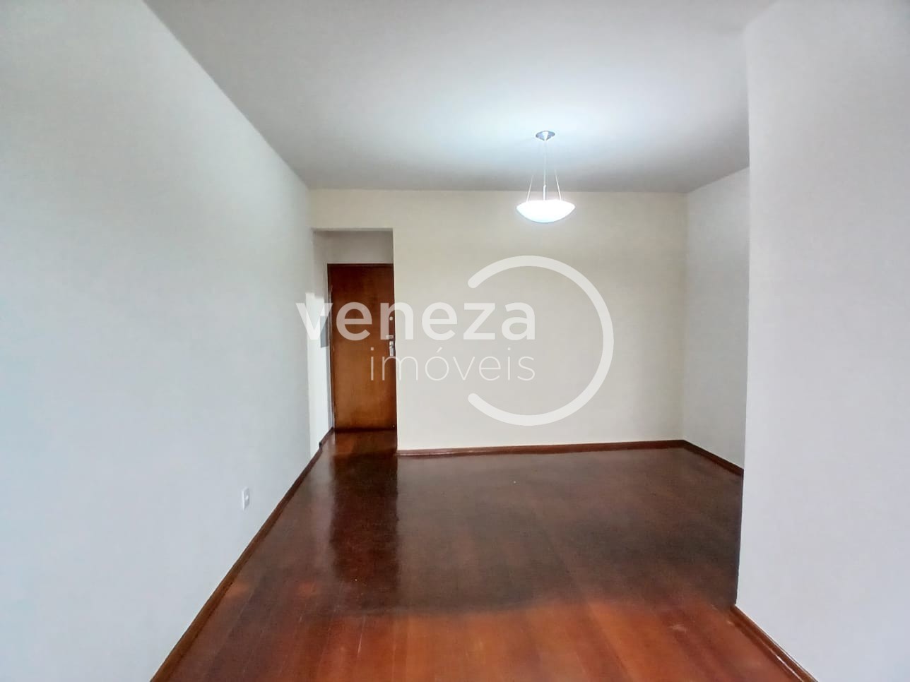 Apartamento para locacao no Centro em Londrina com 108,66m² por R$ 1.600  - Foto 3