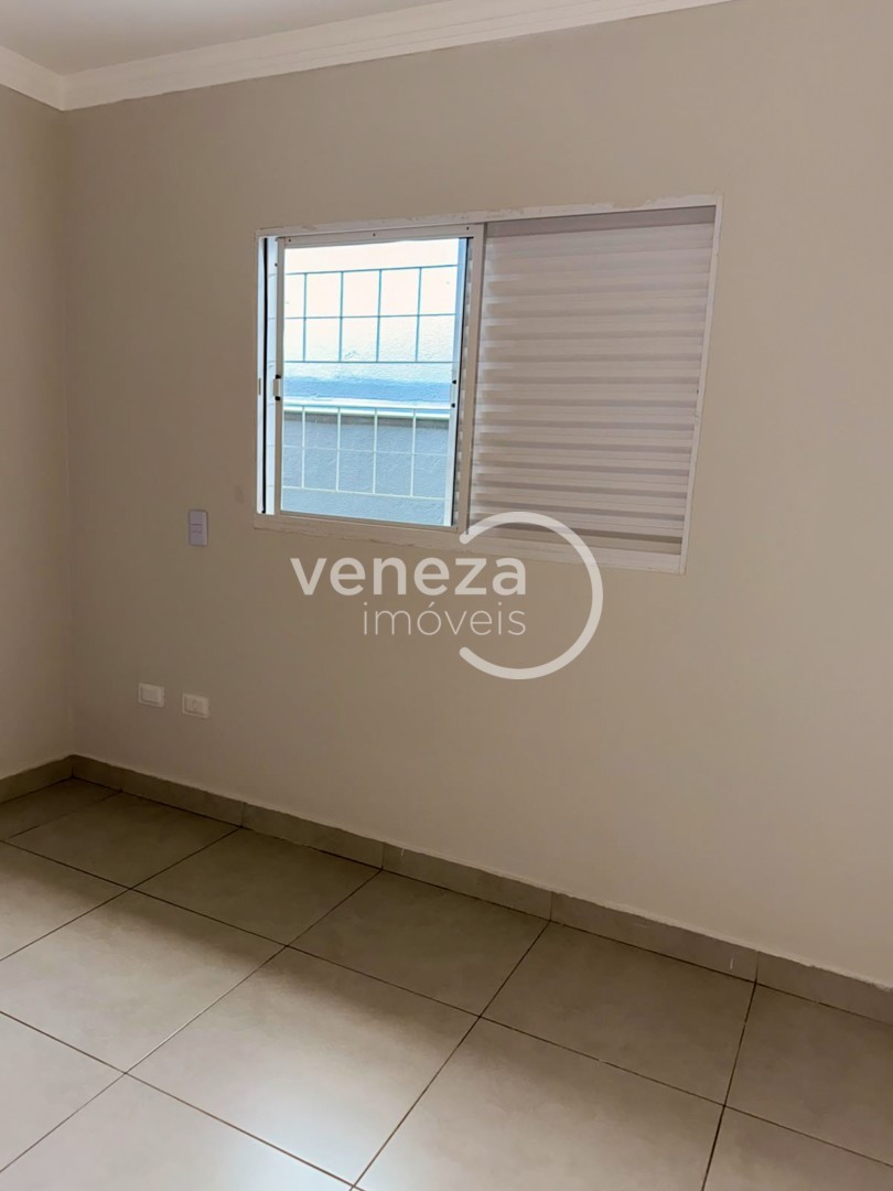 Casa Residencial para venda no bairro Jardim Prefeito Milton Me de Londrina - Foto 14