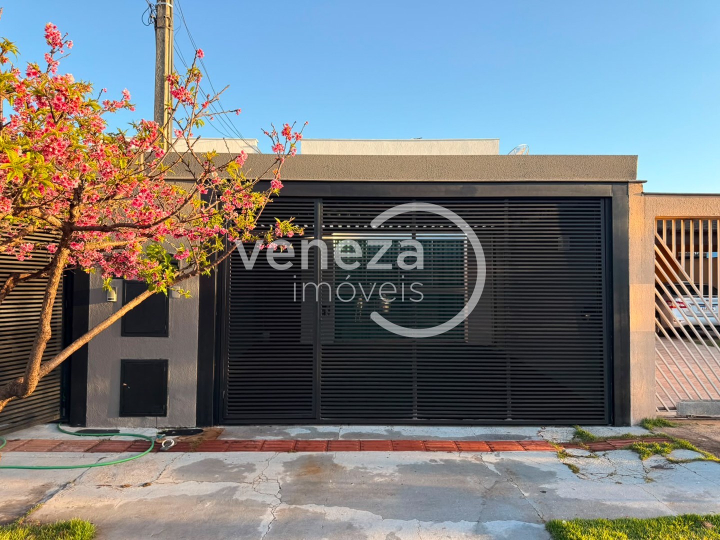 Casa Residencial para venda no Jardim Prefeito Milton Me em Londrina com 82,2m² por R$ 480.000