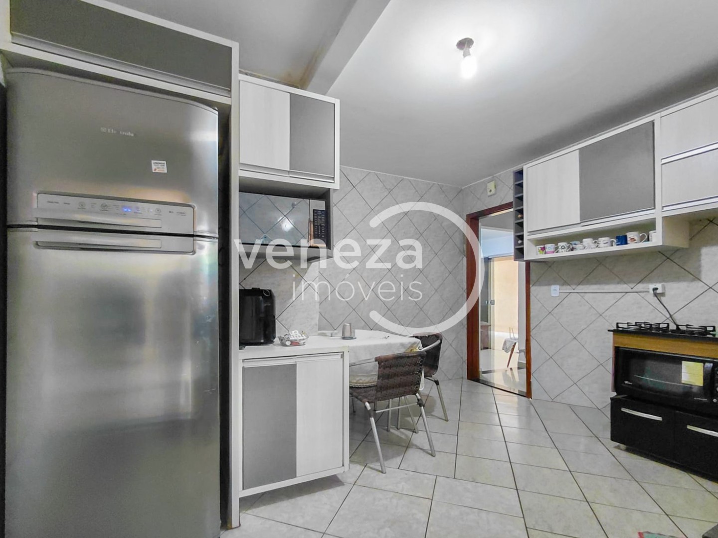 Casa Residencial para venda no bairro Armindo Guazzi de Londrina - Foto 14