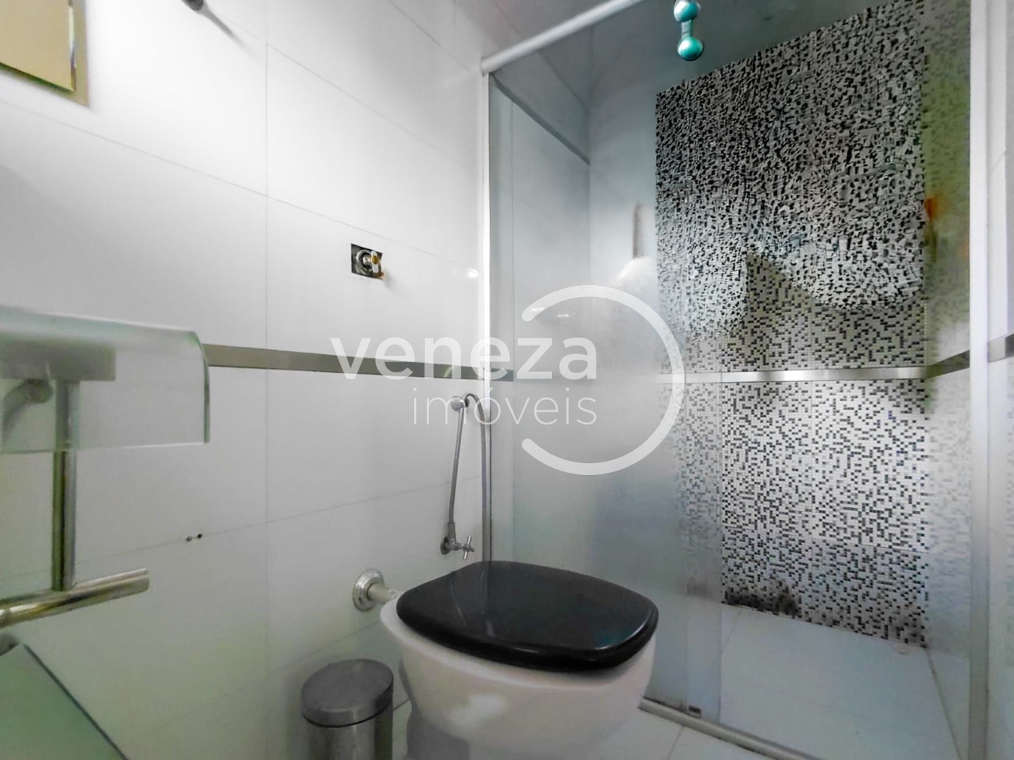 Casa Residencial para venda no bairro Armindo Guazzi de Londrina - Foto 11