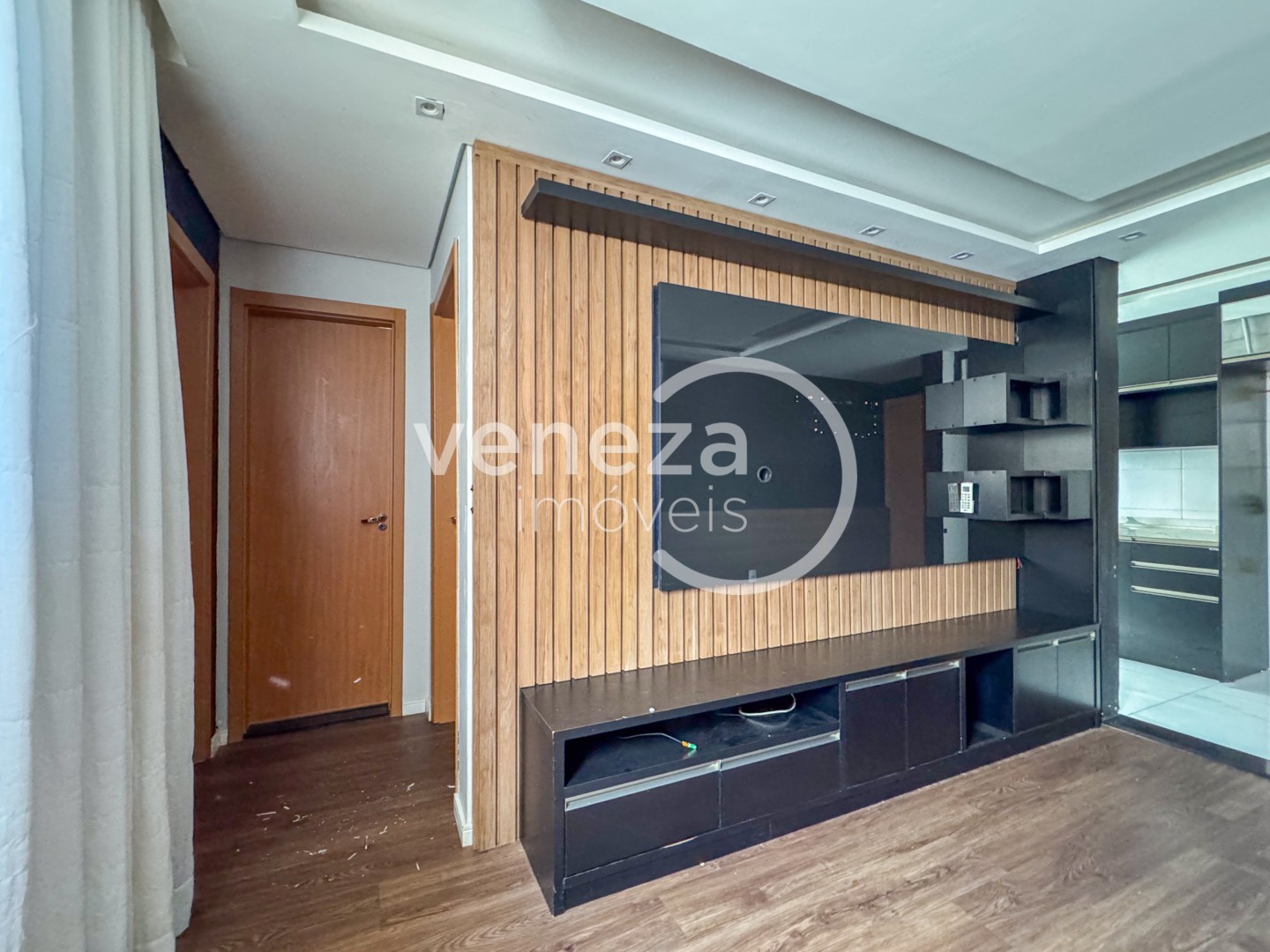 Apartamento para locacao no Acquaville em Londrina com 50,57m² por R$ 1.050  - Foto 2