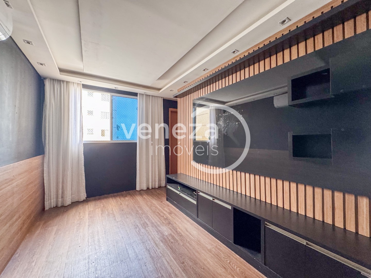 Apartamento para locação no bairro Acquaville de Londrina - Foto 13