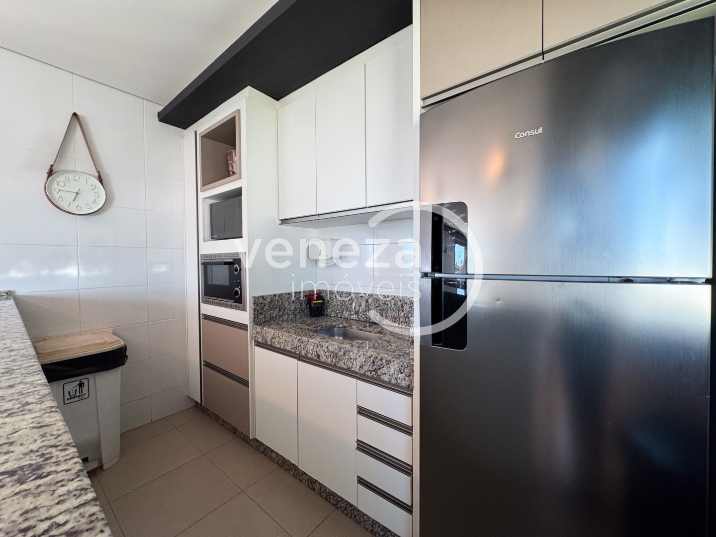 Apartamento para locação no bairro Acquaville de Londrina - Foto 16