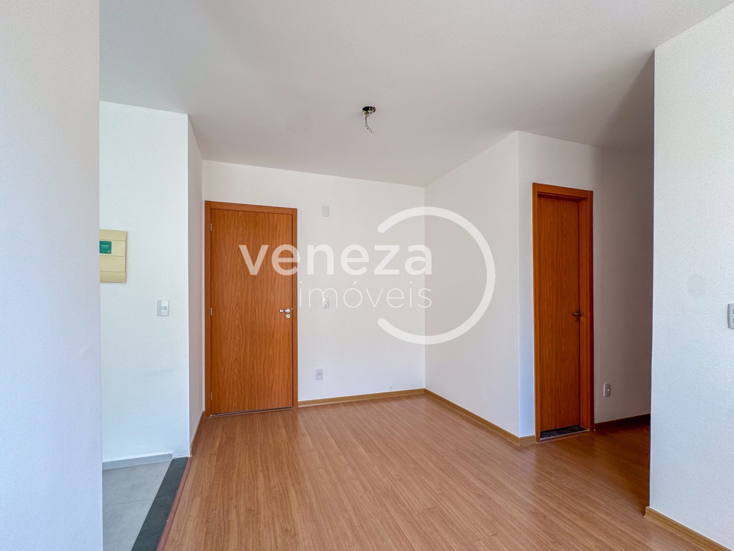 Apartamento para venda no Jardim Lago Norte em Londrina com 44,3m² por R$ 215.000