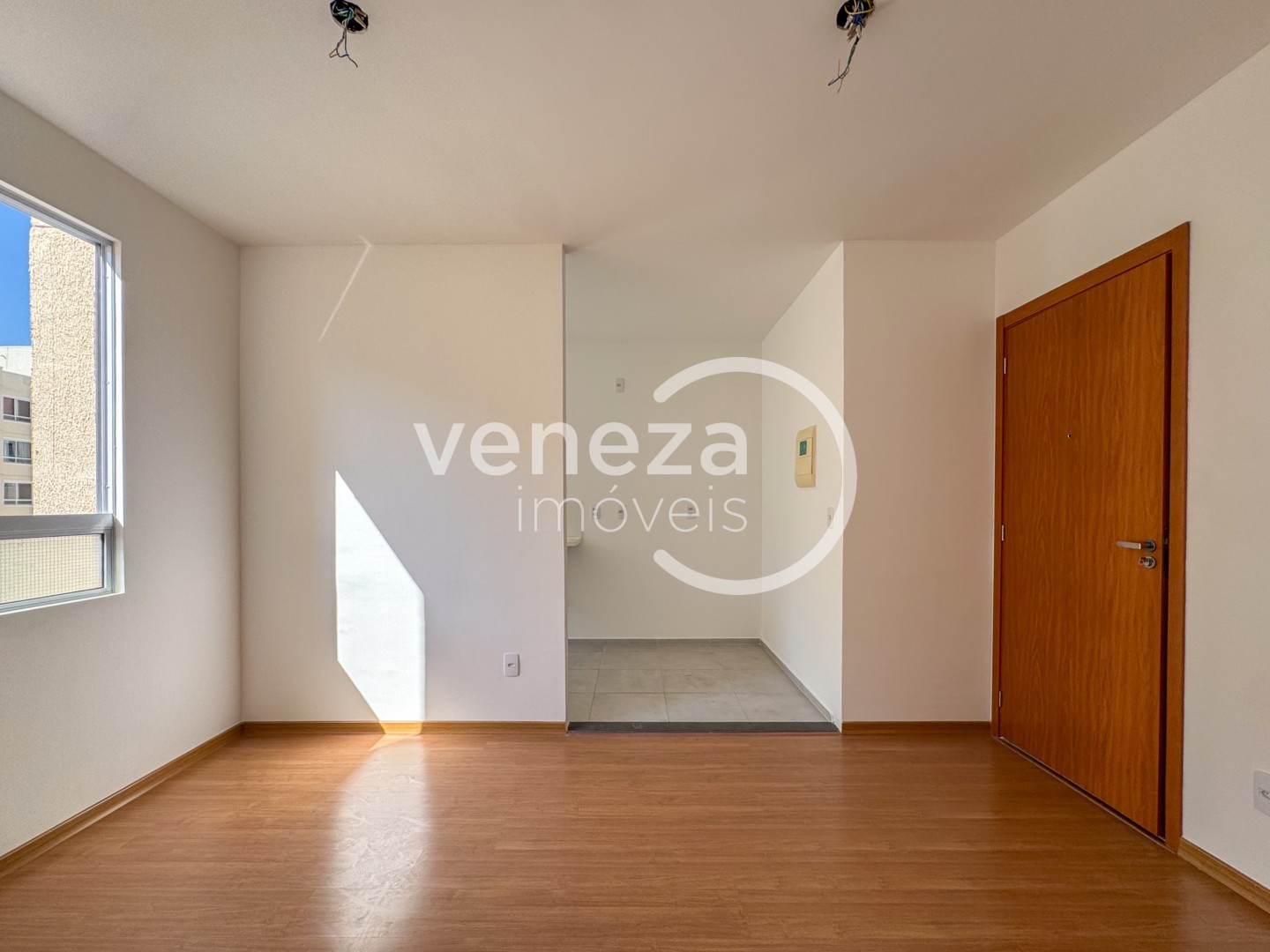 Apartamento para venda no bairro Jardim Lago Norte de Londrina - Foto 5