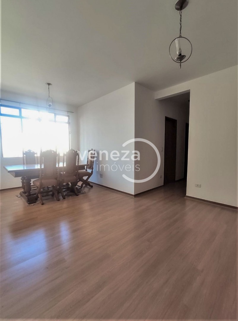Apartamento para venda no Centro em Londrina com 96,28m² por R$ 280.000  - Foto 2