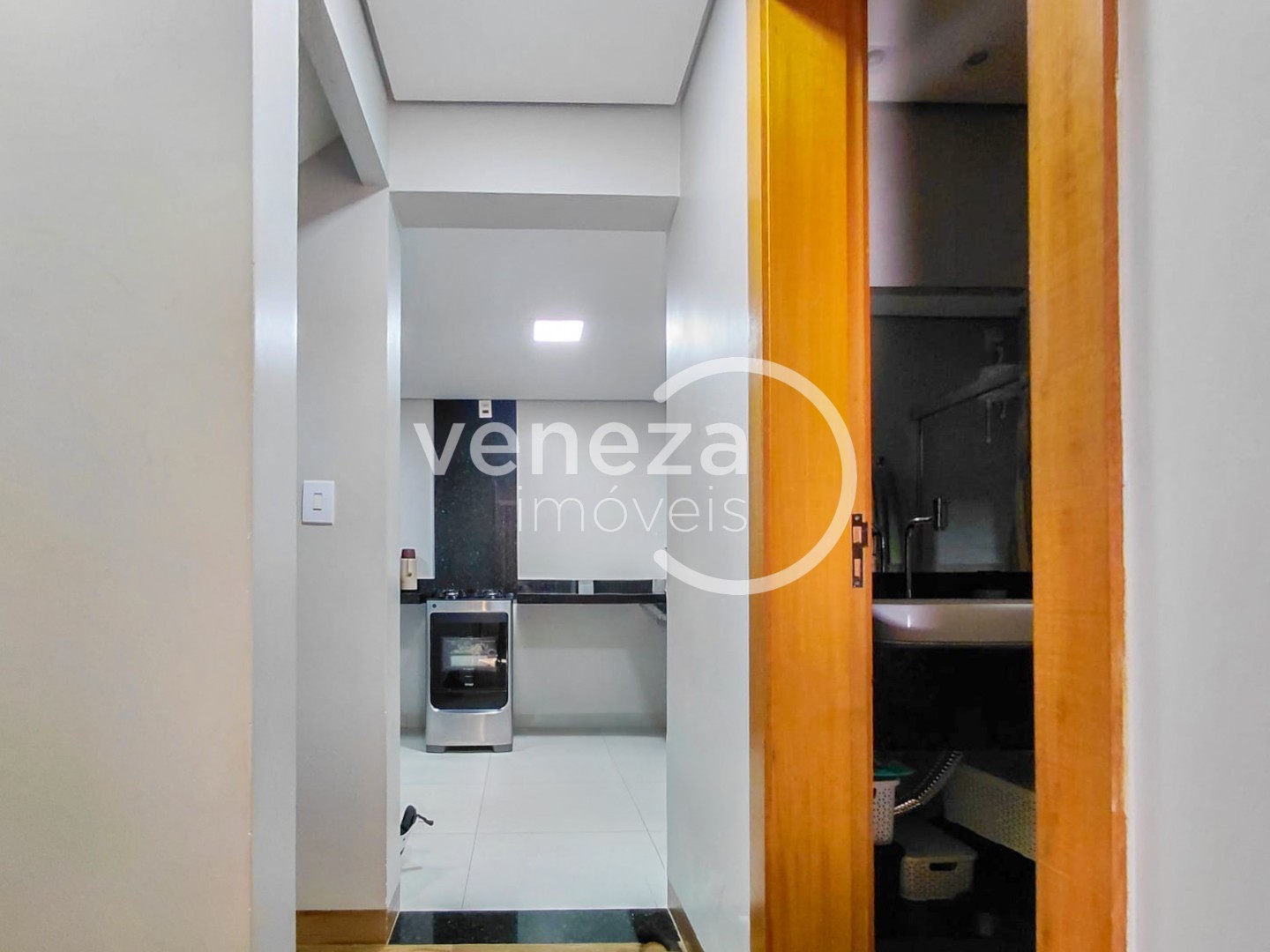 Casa Residencial para venda no bairro Jardim Tokio de Londrina - Foto 13