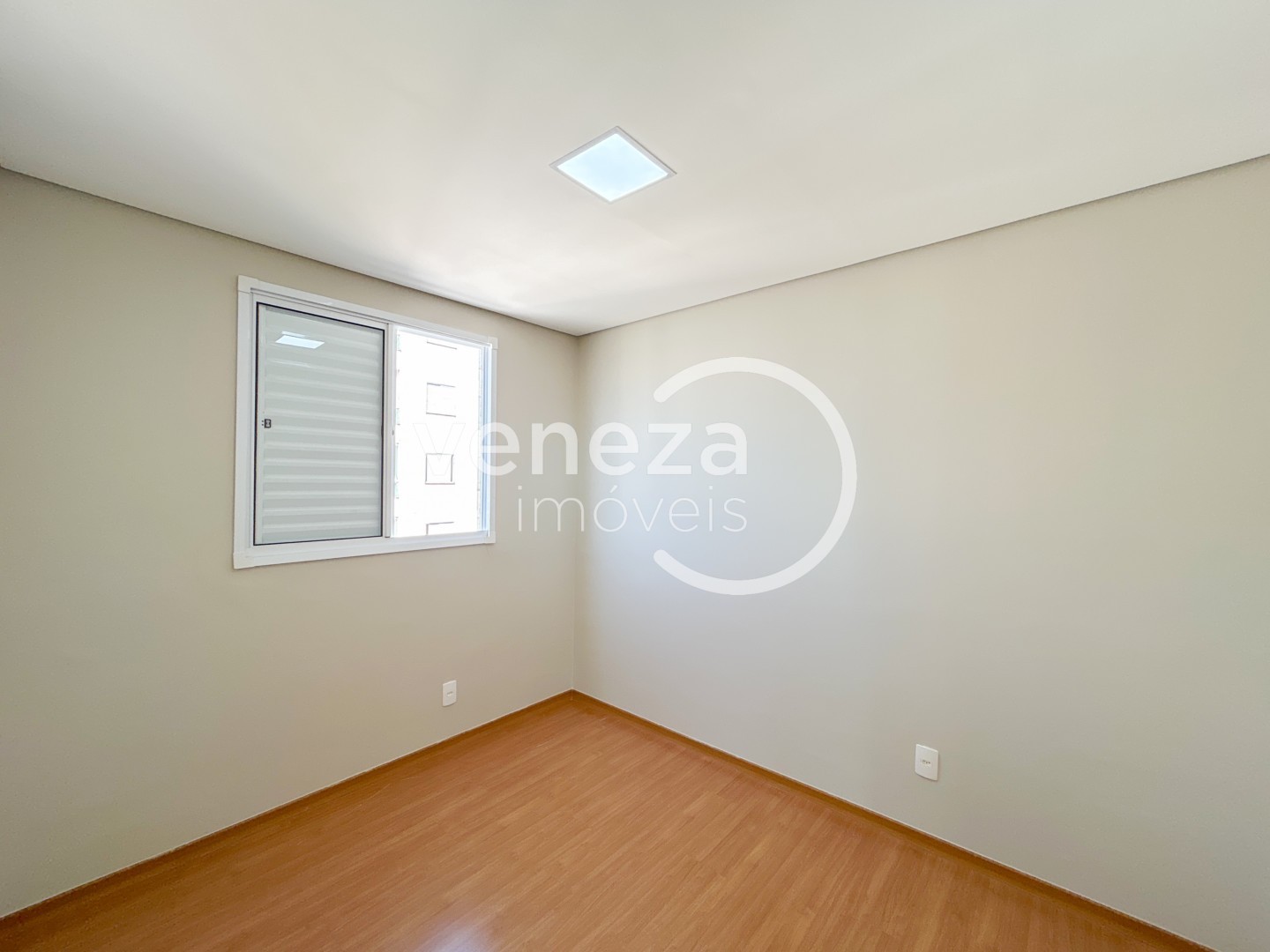 Apartamento para locação no bairro Acquaville de Londrina - Foto 9