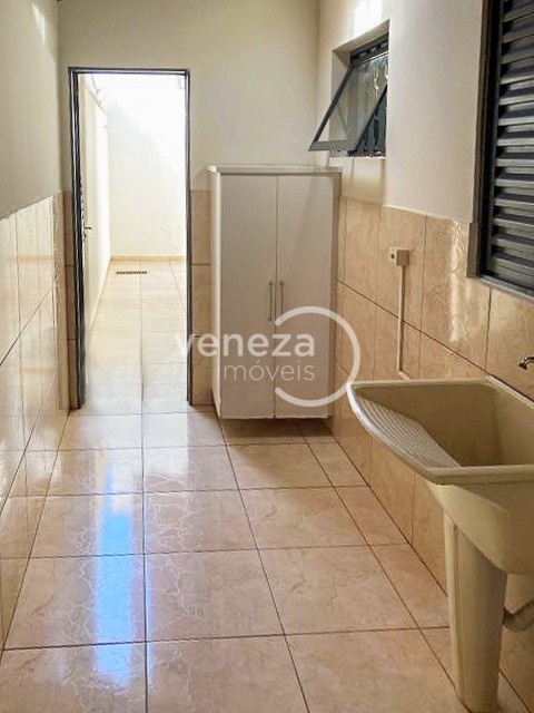 Casa Residencial para venda no bairro Residencial Abussafe II de Londrina - Foto 24