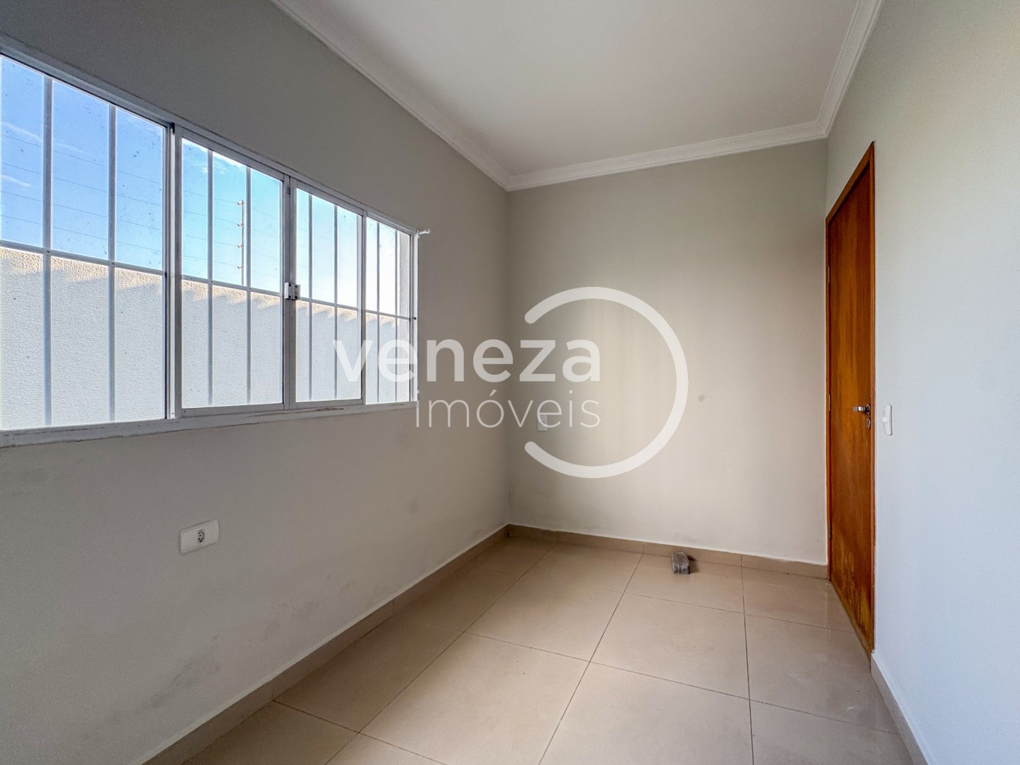 Casa Residencial para locação no bairro Columbia de Londrina - Foto 4