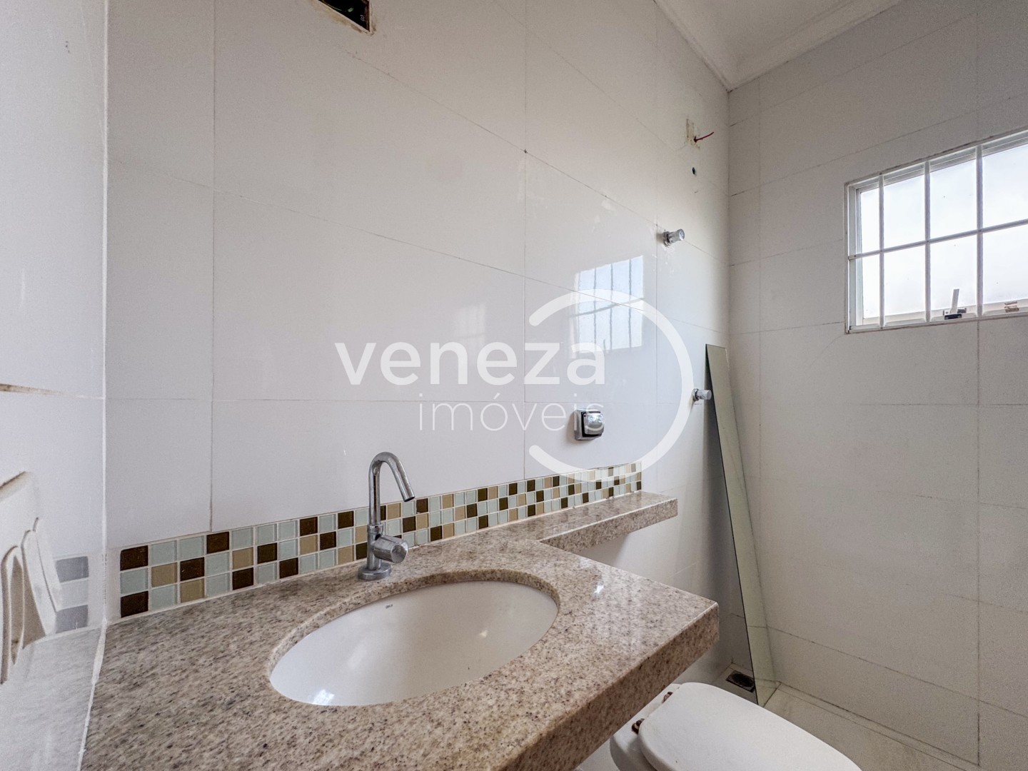 Casa Residencial para locação no bairro Columbia de Londrina - Foto 10