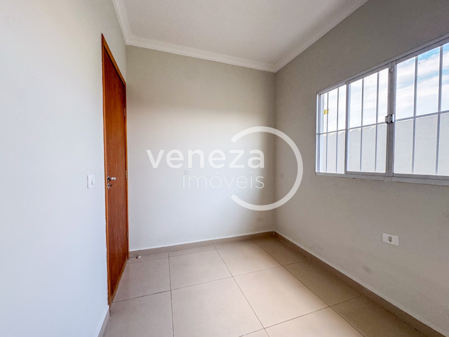 Casa Residencial para locação no bairro Columbia de Londrina - Foto 14