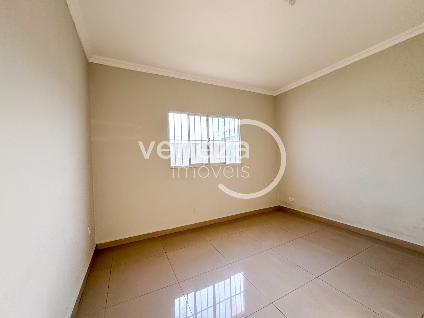 Casa Residencial para locação no bairro Columbia de Londrina - Foto 16