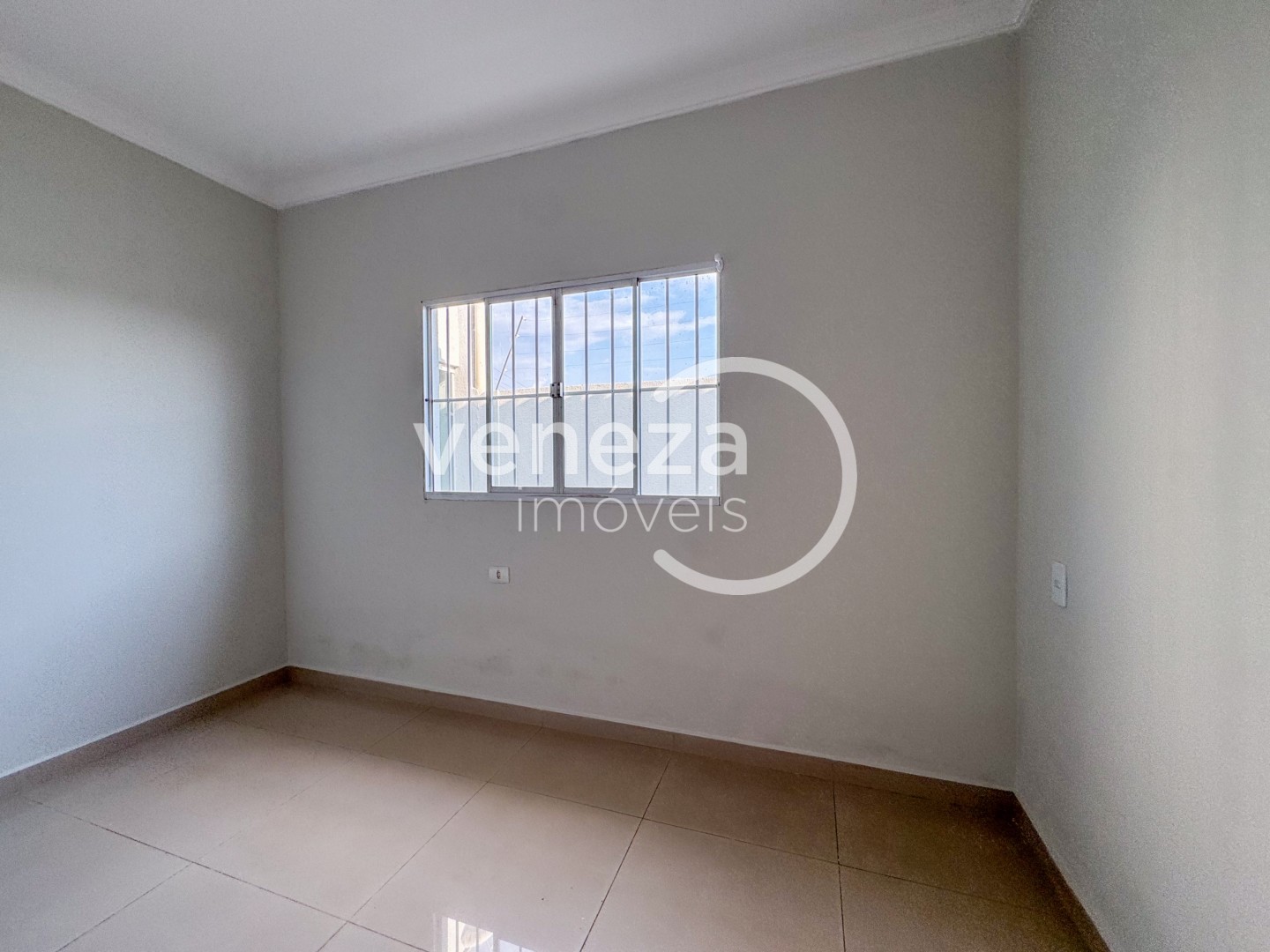 Casa Residencial para locação no bairro Columbia de Londrina - Foto 17