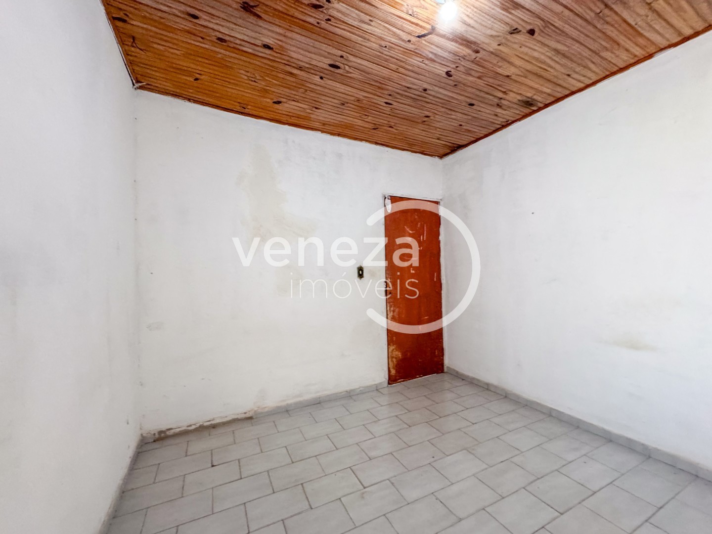 Casa Residencial para locação no bairro Sao Lourenco de Londrina - Foto 16